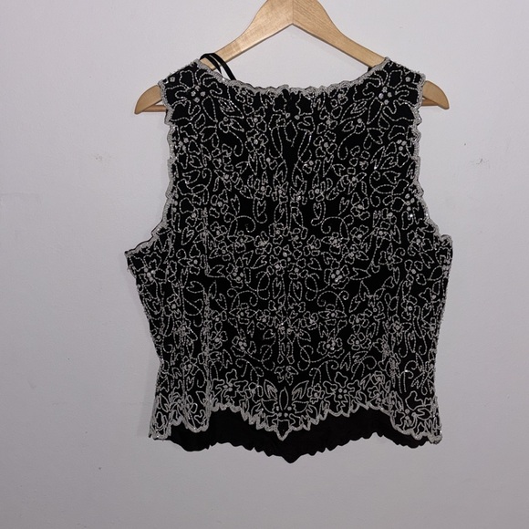 2x Black-and-white beaded top - Picture 5 of 6